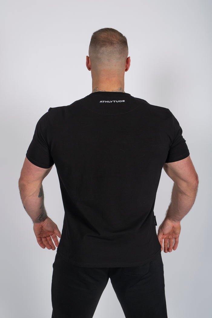 Essential T-Shirt - Black